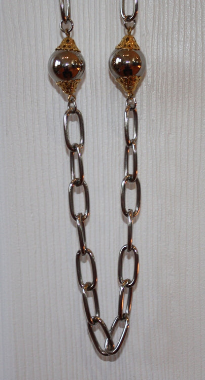 Vintage Gold and Silver toned Beaded Chain Necklace 30"