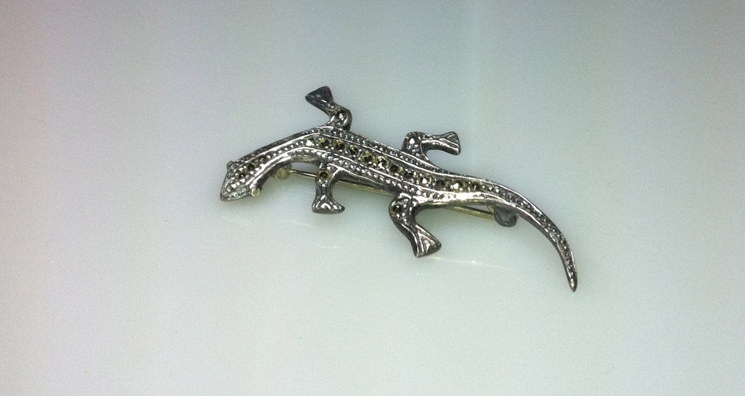 Vintage STERLING SILVER Lizard Brooch, 2" Long x 3/4" Width